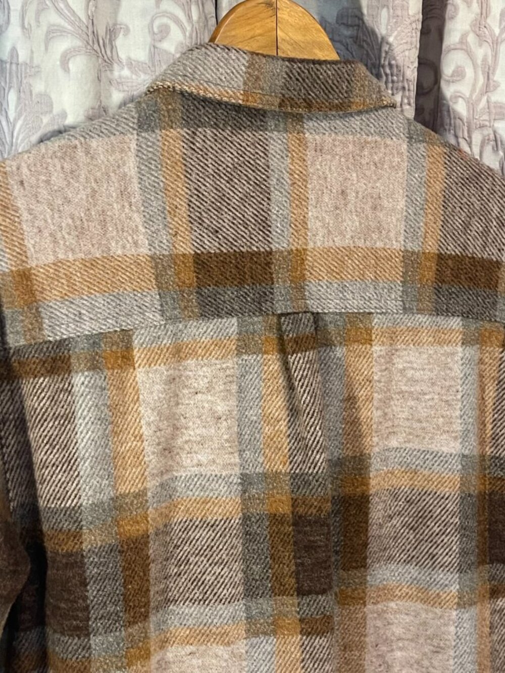 beachlunchlounge LG Flannel Cozy Burg/Pnk/Org Plaid L/S Dbl Pocket B-Down Shirt - Picture 9 of 16